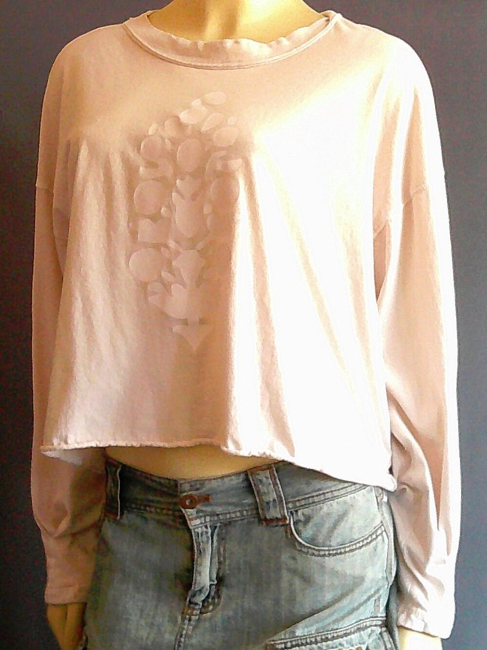 Free People FP Movement Inspire Ivory Logo Graphic Long Sleeve Cropped Tee M
